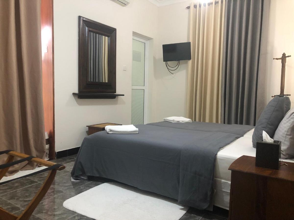 West Dene Negombo Exterior foto