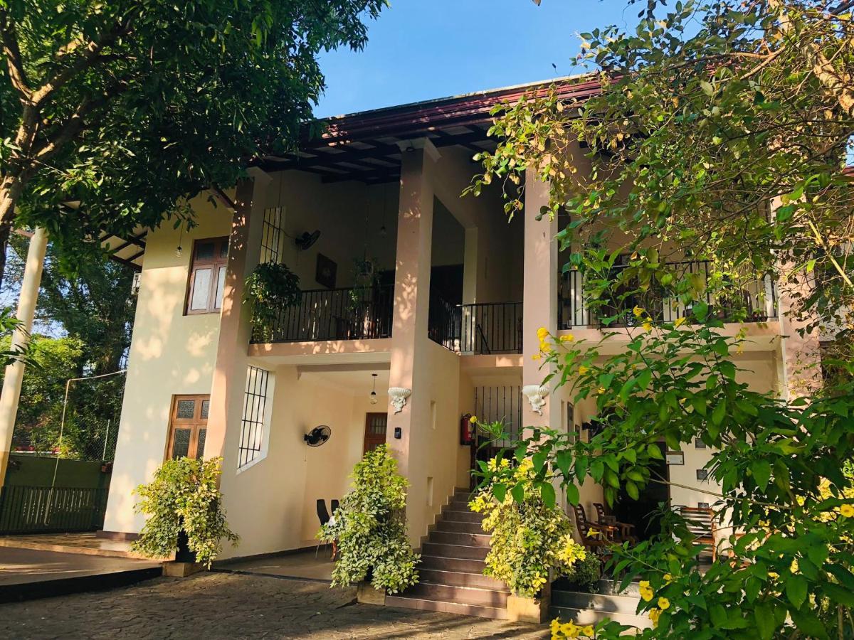 West Dene Negombo Exterior foto