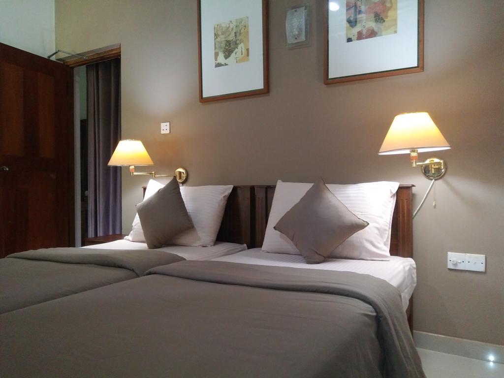 West Dene Negombo Exterior foto